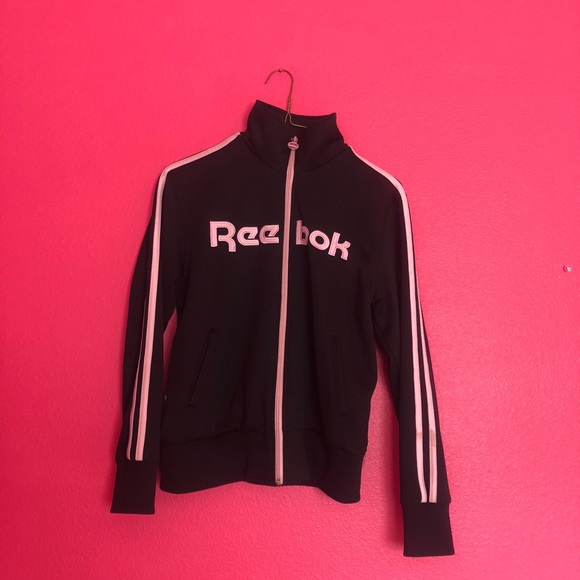 SOLDDDD REEBOK JACKET ✨ Black and baby pink - Picture 1 of 3